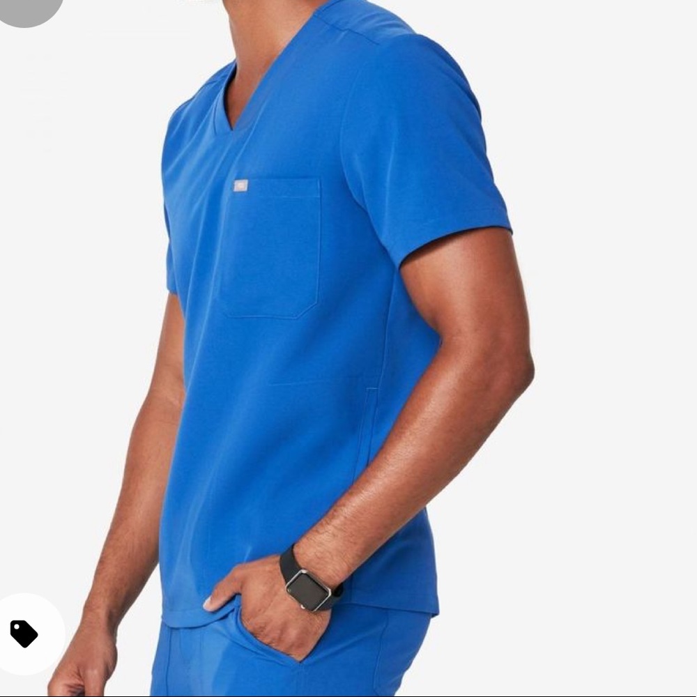 FIGS Men’s Chisec 3 Pocket Scrub Top-Royal Blue